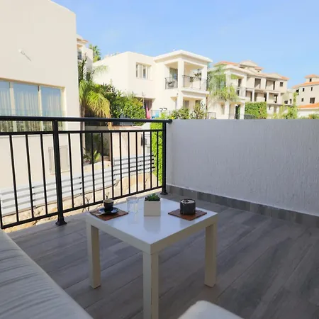 Eden Blue-horizon 1b, Paphos, Sea View, Pool Apartment