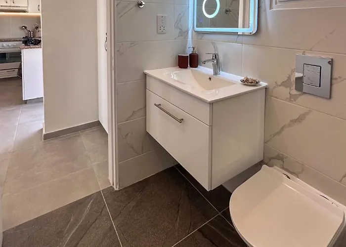 Eden Blue-horizon 1b, Paphos, Sea View, Pool